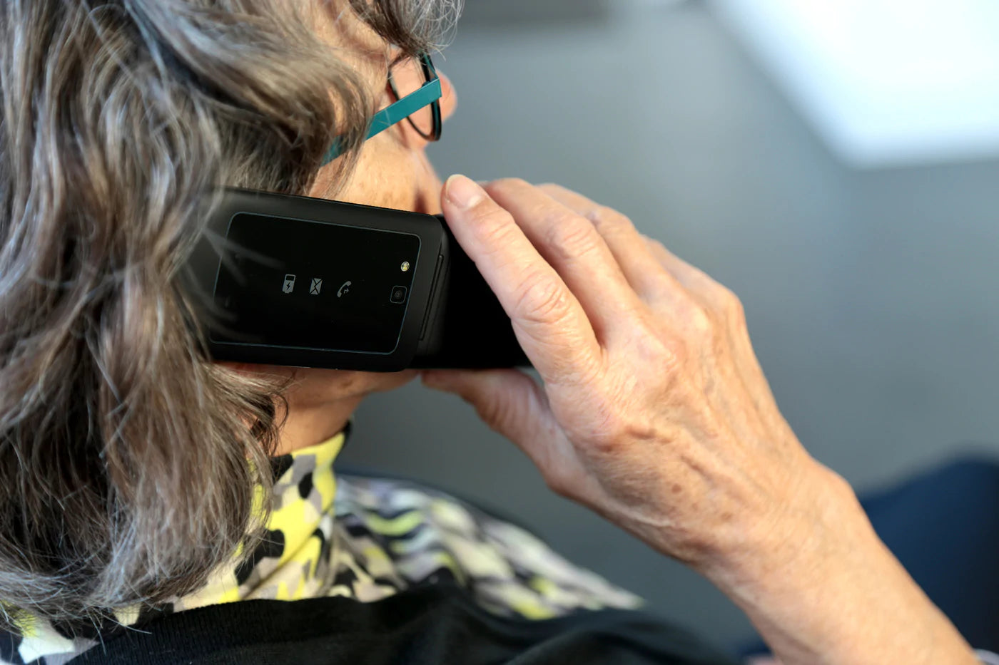 Keuzehulp senioren mobiel | Wat zijn de verschillen?